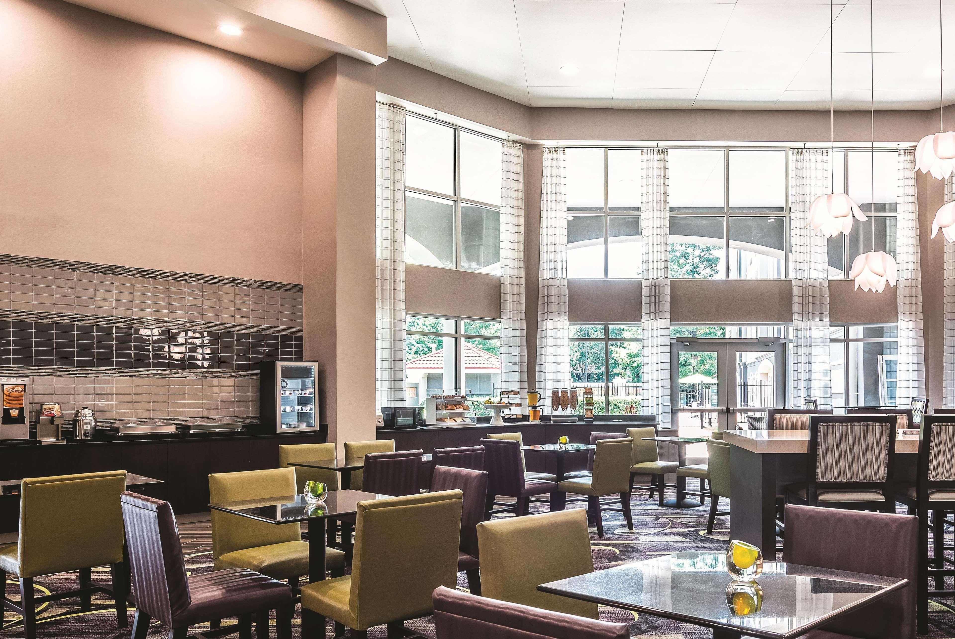 Готель La Quinta By Wyndham Atlanta Perimeter Medical Санді-Спрінгс Екстер'єр фото