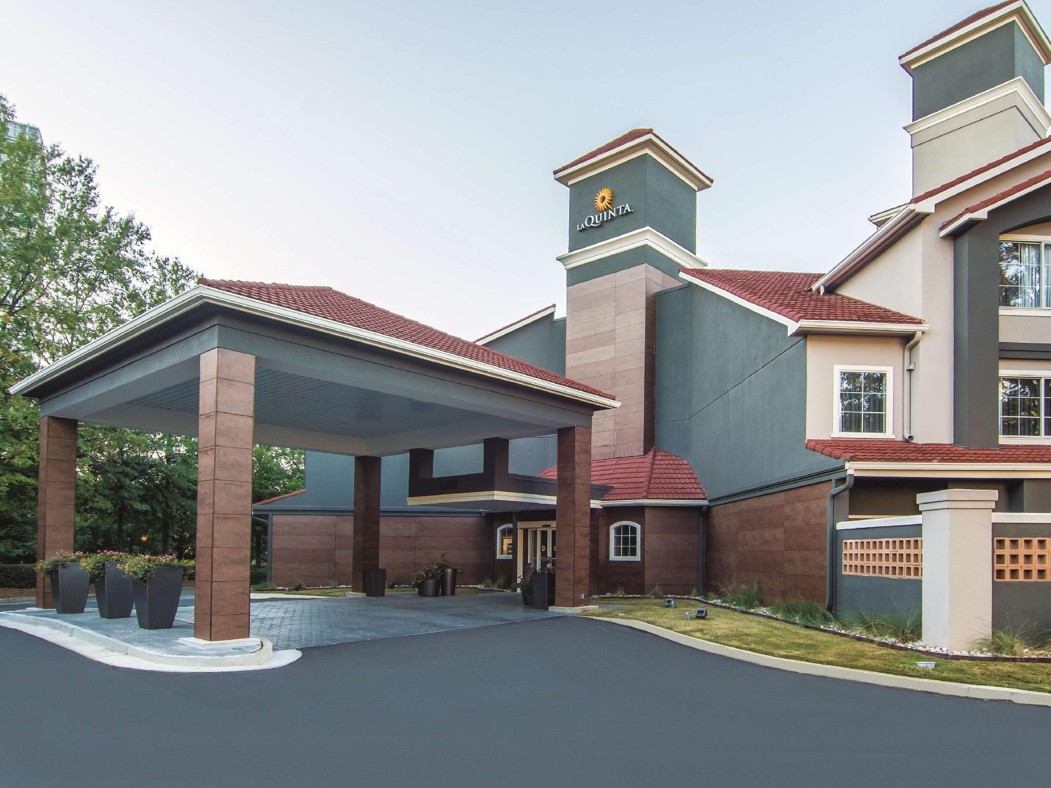 Готель La Quinta By Wyndham Atlanta Perimeter Medical Санді-Спрінгс Екстер'єр фото