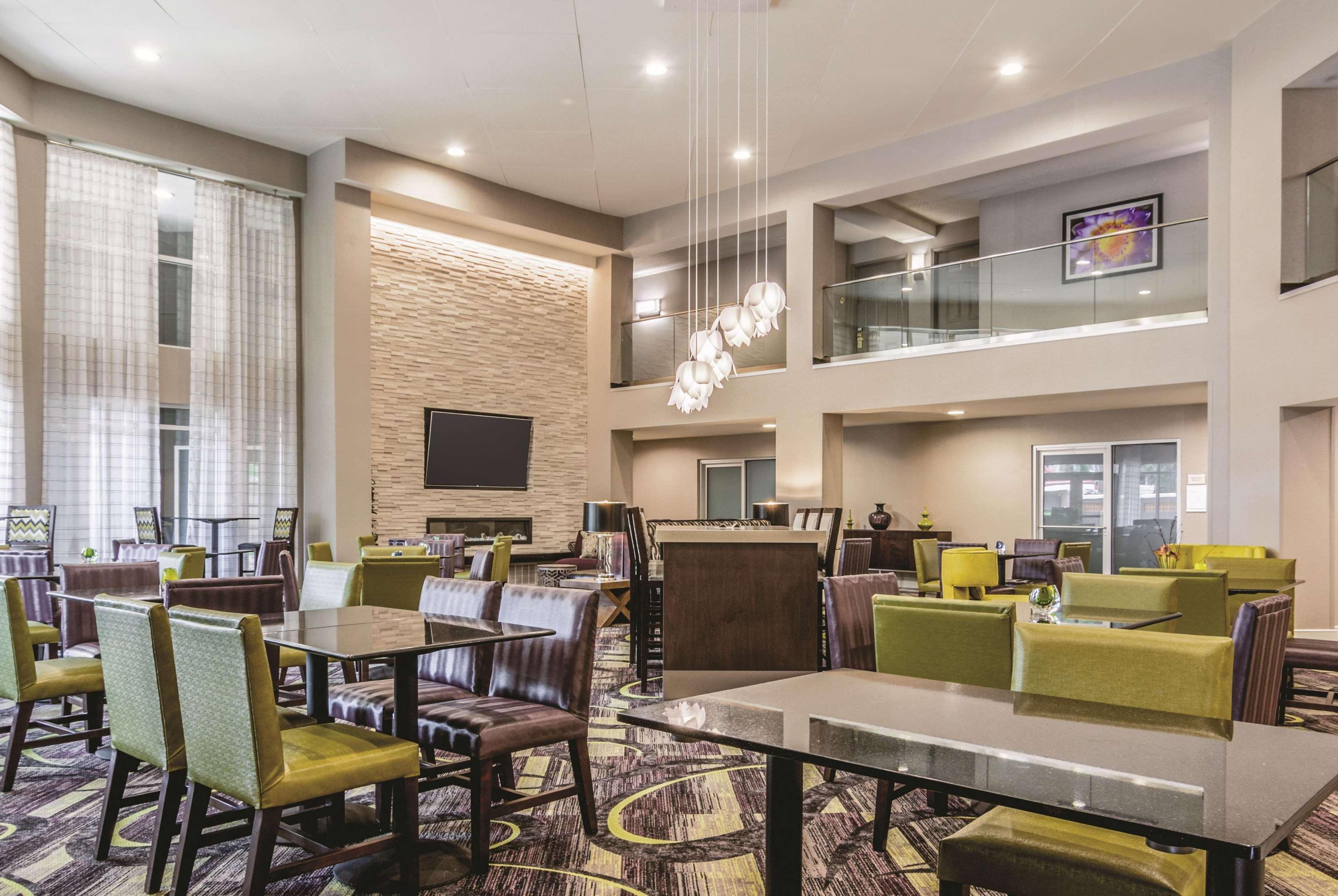 Готель La Quinta By Wyndham Atlanta Perimeter Medical Санді-Спрінгс Екстер'єр фото