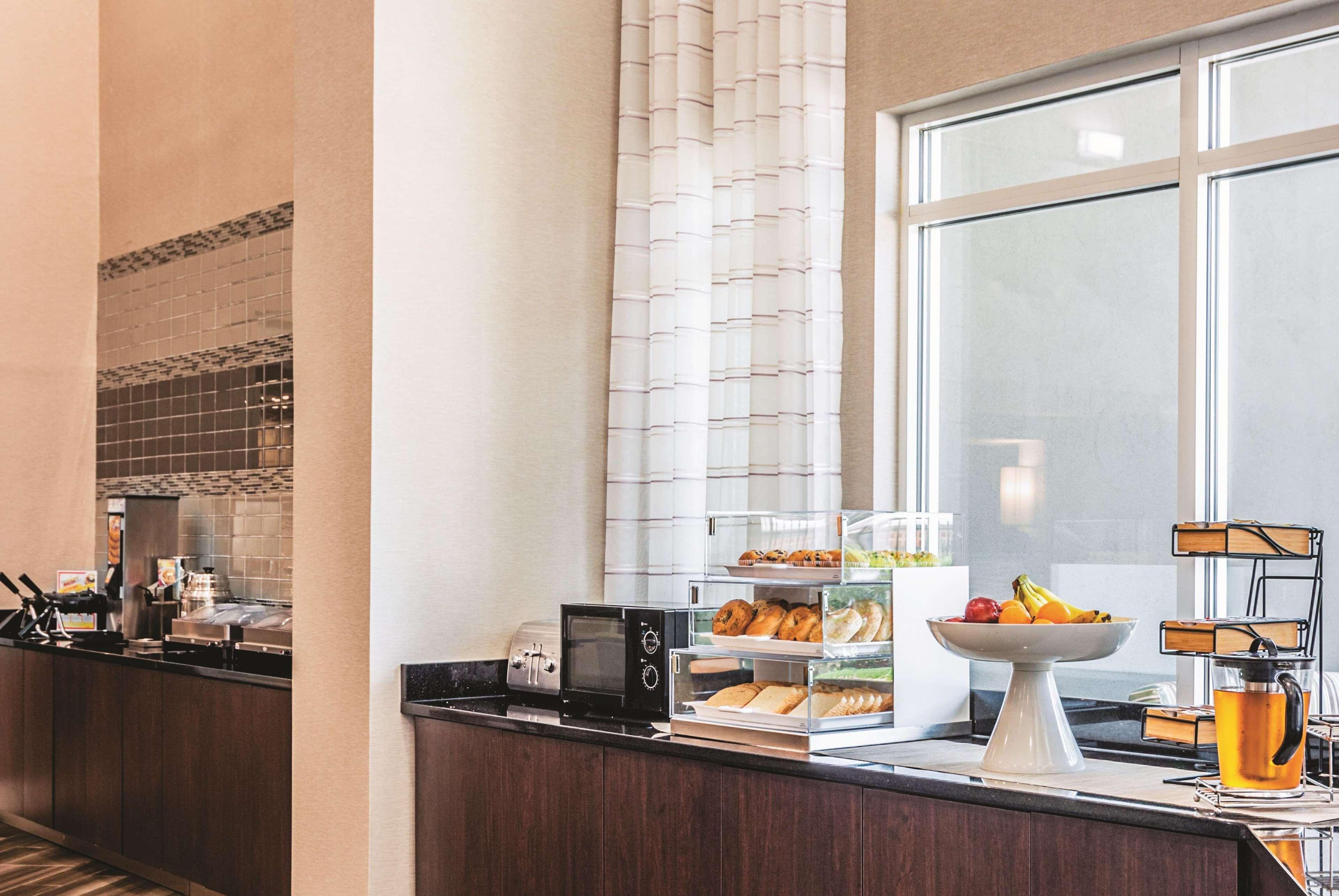 Готель La Quinta By Wyndham Atlanta Perimeter Medical Санді-Спрінгс Екстер'єр фото